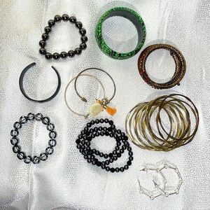Miscellaneous bracelets & earrings